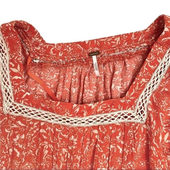 Free People Boho Peasant Flowy Floral Top - Picture 3 of 6